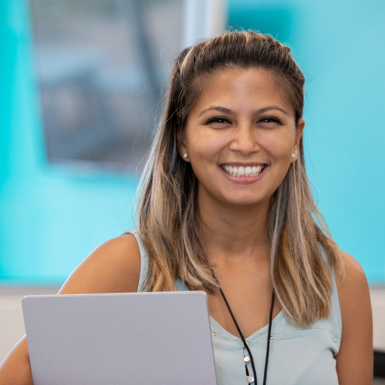 iStock-xlmrt slider-square-8